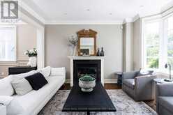 4 SPRINGBROOK GARDENS | Toronto Ontario | Slide Image Eight