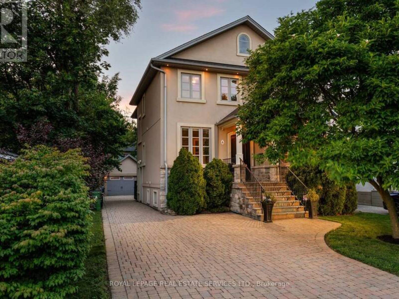 4 SPRINGBROOK GARDENS, Toronto, Ontario M8Z 3B3