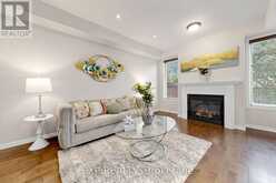 2-28 DOON MILLS DRIVE | Kitchener Ontario | Slide Image Three