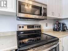 570 ENFIELD ROAD | Burlington Ontario | Slide Image Sixteen