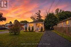 89 DARLINGSIDE DRIVE | Toronto Ontario | Slide Image Two
