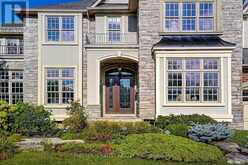 122 ANGUS GLEN BOULEVARD | Markham Ontario | Slide Image Four