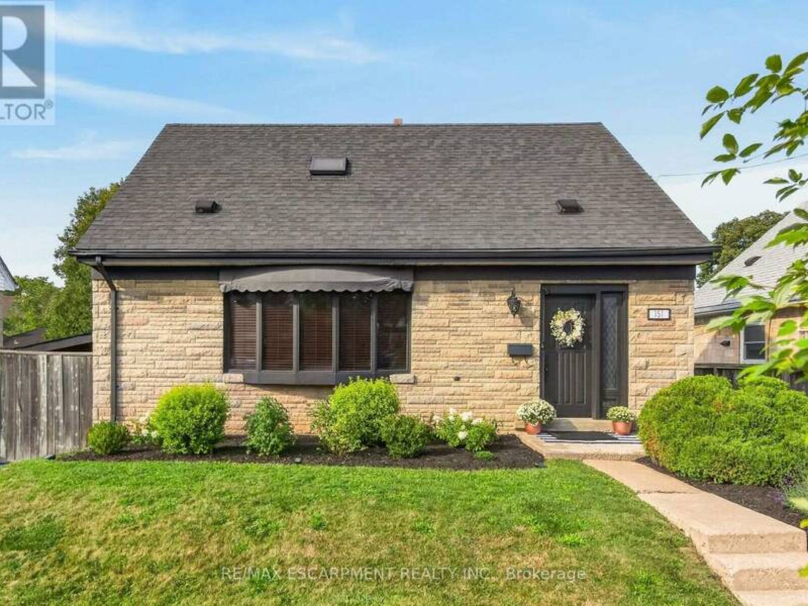 151 HIXON ROAD, Hamilton, Ontario L8K 2C3