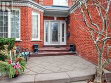 92 BRAESIDE SQUARE | Markham Ontario | Slide Image Two