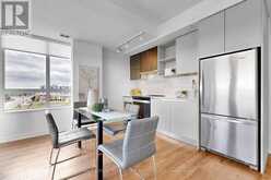 431 - 405 DUNDAS STREET W | Oakville Ontario | Slide Image Eight