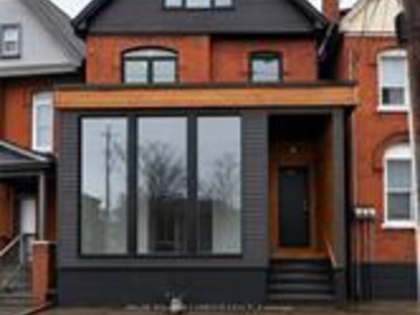 76 WENTWORTH STREET S, Hamilton, Ontario L8N 2Y9