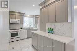 54 DUNCOMBE DRIVE | Hamilton Ontario | Slide Image Eight