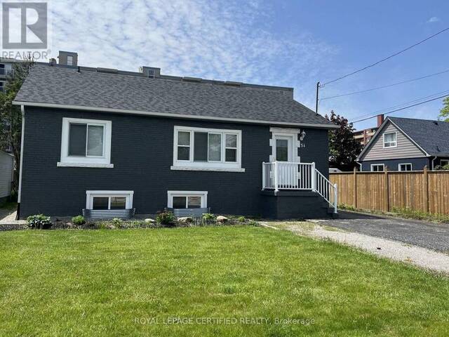 54 DUNCOMBE DRIVE Hamilton Ontario, L9A 2G2 - 5 Bedrooms Home For Sale