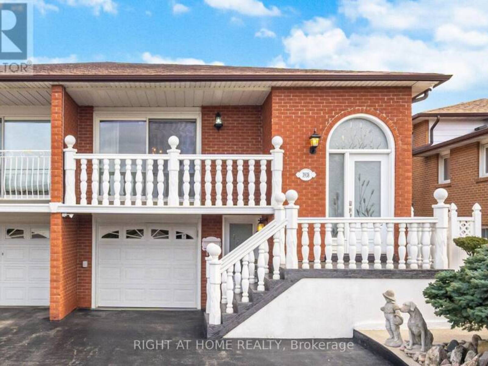 3938 MIDHURST LANE, Mississauga, Ontario L4Z 1C7