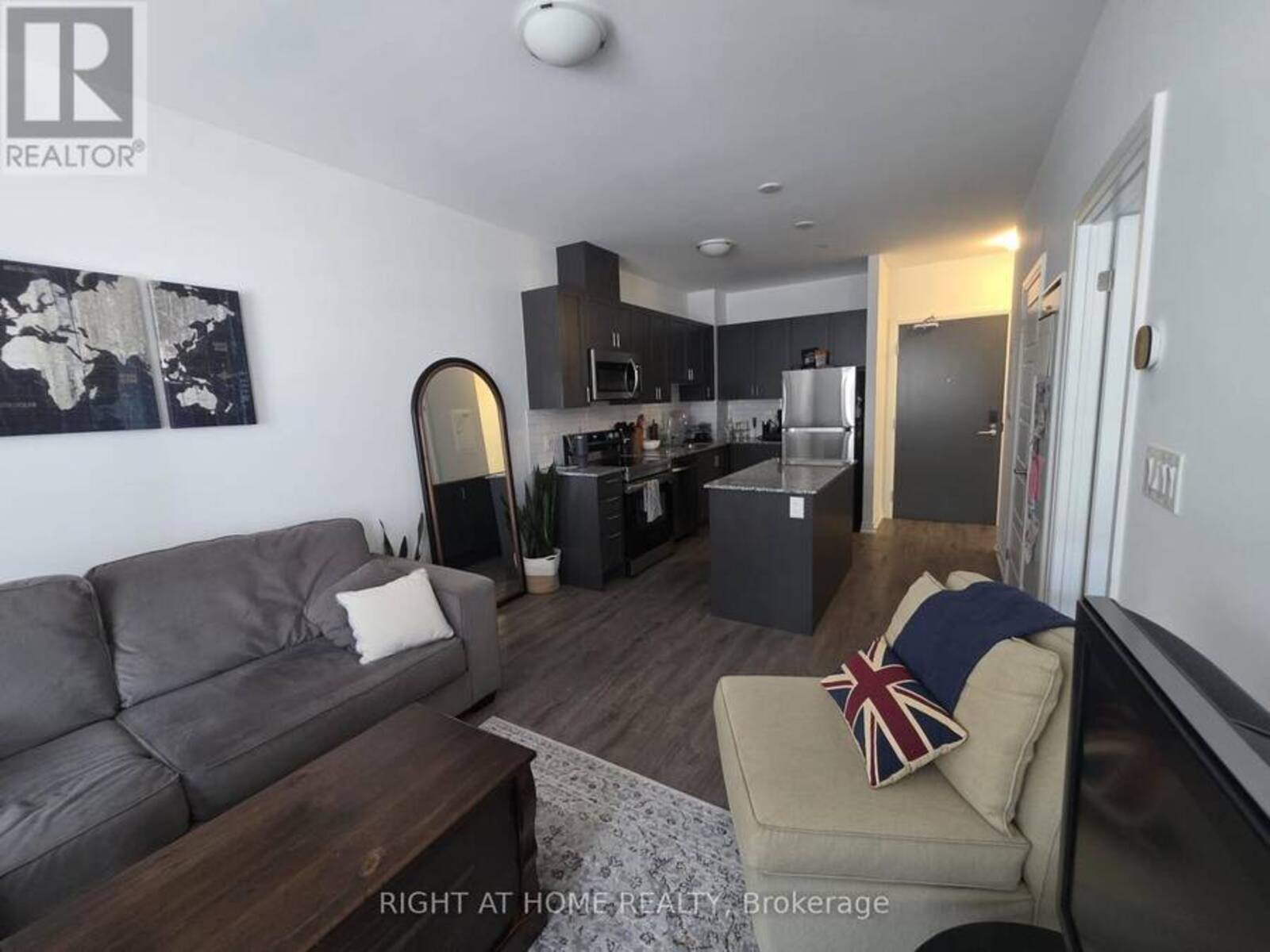 204 - 3285 CARDING MILL TRAIL, Oakville, Ontario L6M 5P7