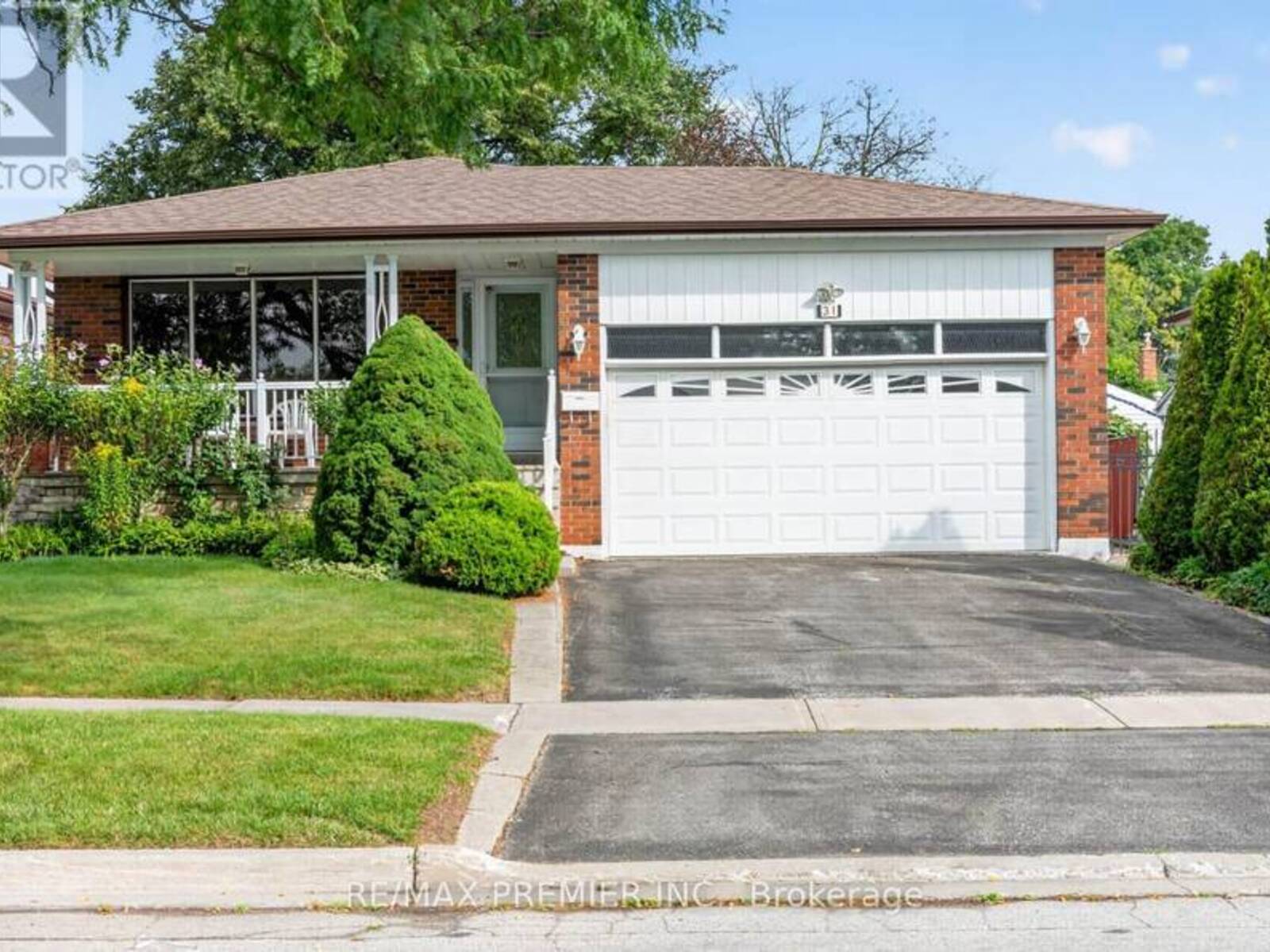 31 CORINTHIAN BOULEVARD, Toronto, Ontario M1W 1B7
