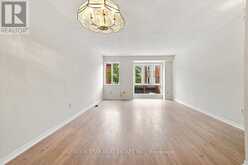 331 - 895 MAPLE AVENUE | Burlington Ontario | Slide Image Twelve