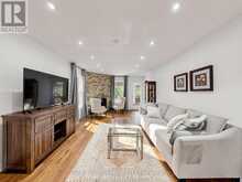 43 TOPHAM CRESCENT | Richmond Hill Ontario | Slide Image Ten