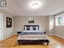 43 TOPHAM CRESCENT | Richmond Hill Ontario | Slide Image Eighteen