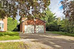 43 TOPHAM CRESCENT | Richmond Hill Ontario | Slide Image Three