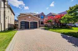 5 SILK COURT | Richmond Hill Ontario | Slide Image Two