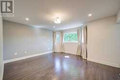 5 SILK COURT | Richmond Hill Ontario | Slide Image Thirty-two