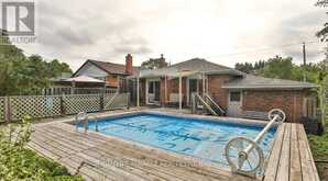 30 FALLOWFIELD ROAD | Toronto Ontario | Slide Image Twenty