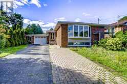30 FALLOWFIELD ROAD | Toronto Ontario | Slide Image Twenty-four