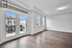 57 PLACETTE STITCH MEWS | Ottawa Ontario | Slide Image Five