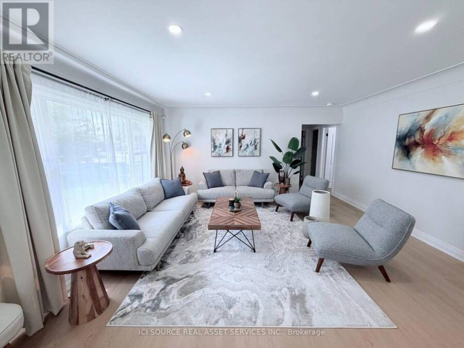 10 DRAPER DRIVE, St. Catharines, Ontario L2N 2Y5