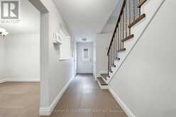 56 SUNSHINE DRIVE | Richmond Hill Ontario | Slide Image Fourteen