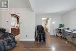 56 SUNSHINE DRIVE | Richmond Hill Ontario | Slide Image Six