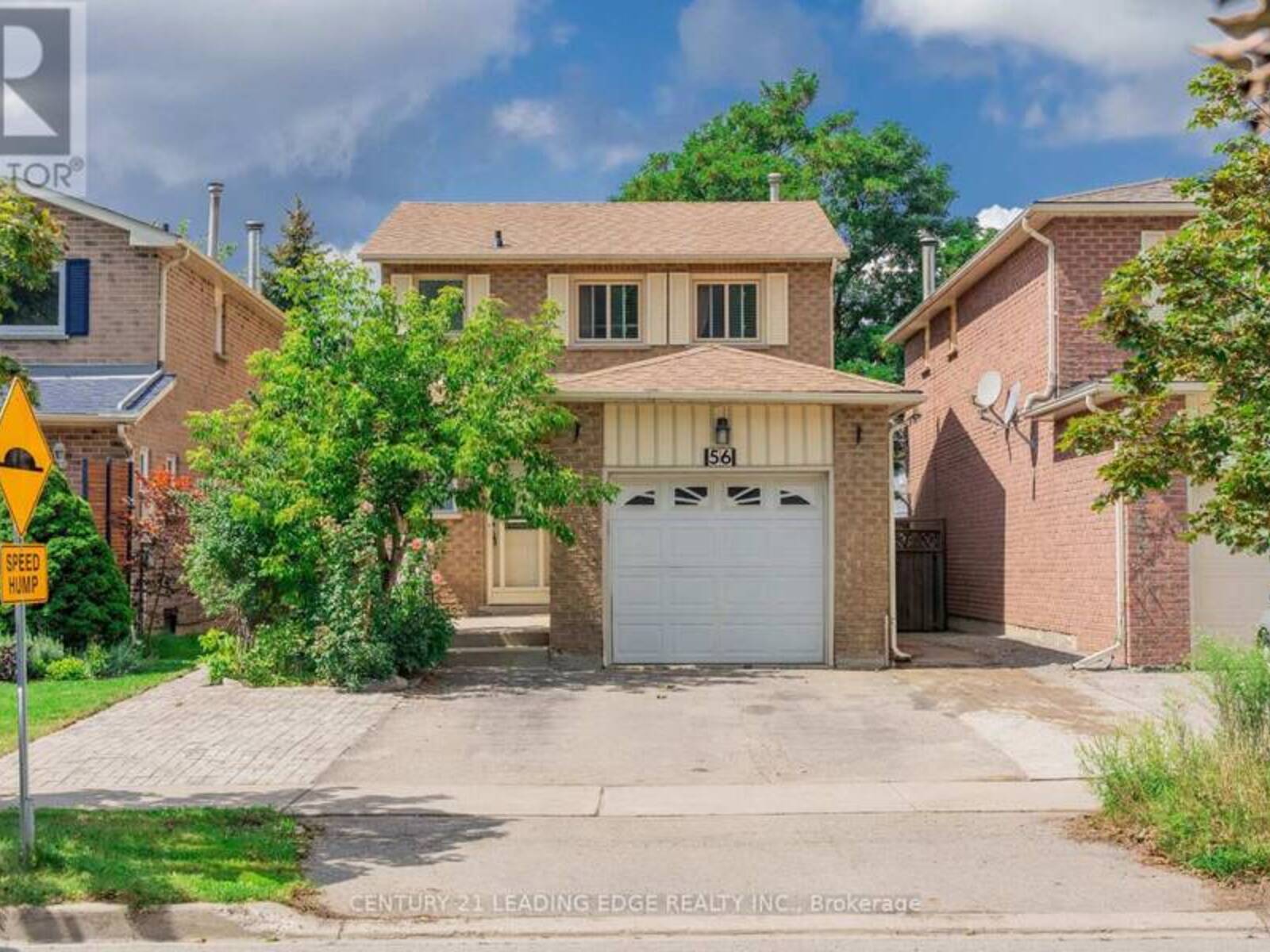 56 SUNSHINE DRIVE, Richmond Hill, Ontario L4C 8J5