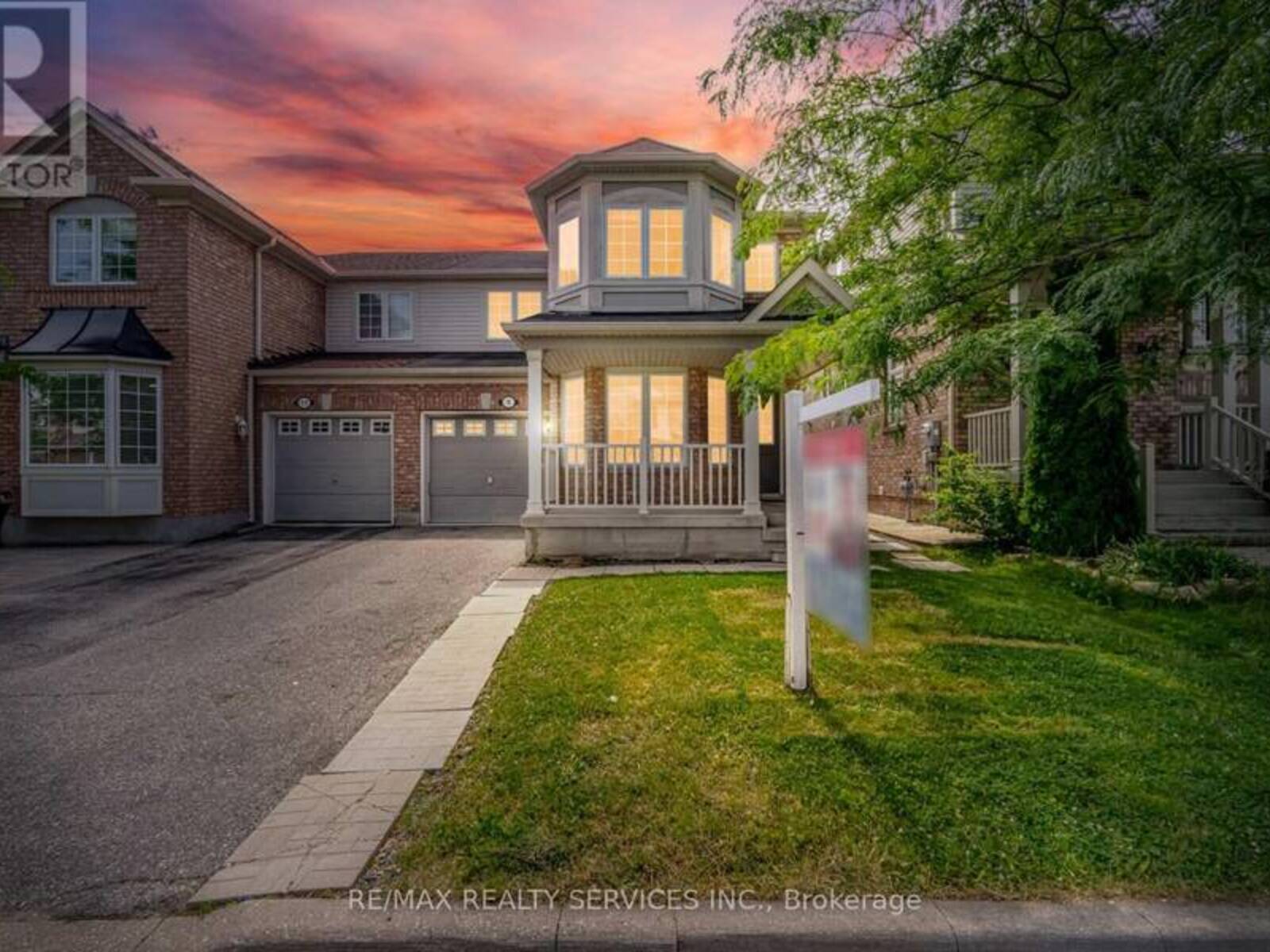 9 OLLIE AVENUE, Brampton, Ontario L6X 0M8