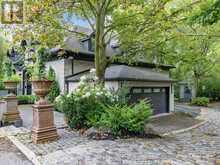 55 STRATHEARN BOULEVARD | Toronto Ontario | Slide Image Fifty