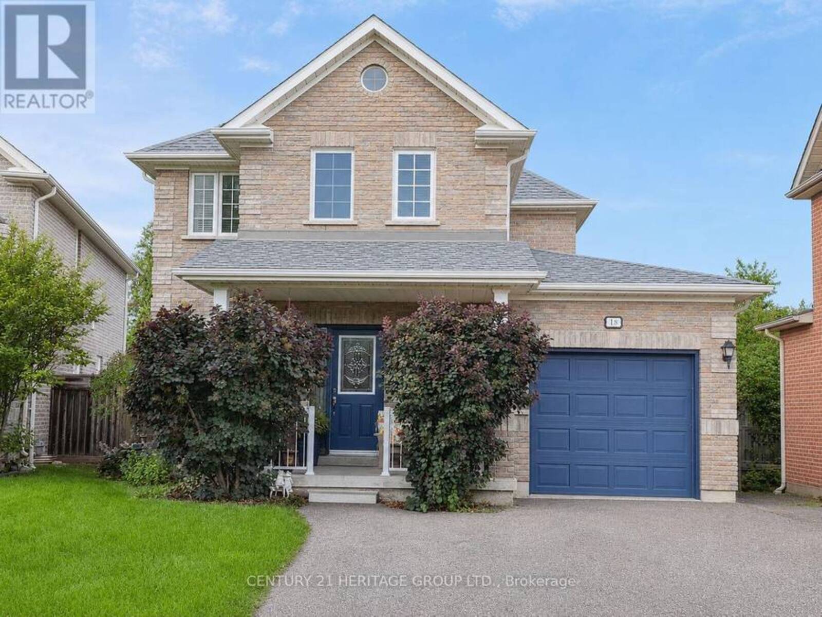 18 YORKTOWN PLACE, Georgina, Ontario L4P 0A4