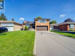 6 AVERILL CRESCENT Toronto Ontario, M2M 2A9