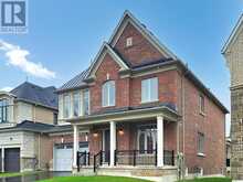 161 CRANBERRY LANE | Aurora Ontario | Slide Image Four