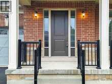 161 CRANBERRY LANE | Aurora Ontario | Slide Image Five