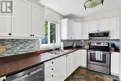 33 CREEK DRIVE | Georgina Ontario | Slide Image Seventeen