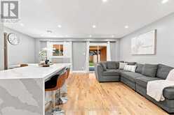 36 CHAUCER CRESCENT | Barrie Ontario | Slide Image Fifteen