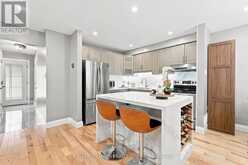 36 CHAUCER CRESCENT | Barrie Ontario | Slide Image Eight