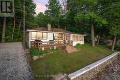 1697 CHAMPLAIN ROAD | Tiny Ontario | Slide Image Two