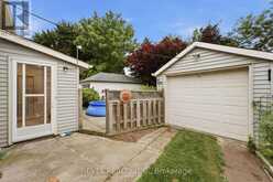 81 VALE AVENUE | St. Catharines Ontario | Slide Image Three