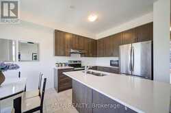 83 MIKAYLA LANE | Markham Ontario | Slide Image Five