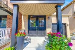 84 JACK MONKMAN CRESCENT | Markham Ontario | Slide Image Four