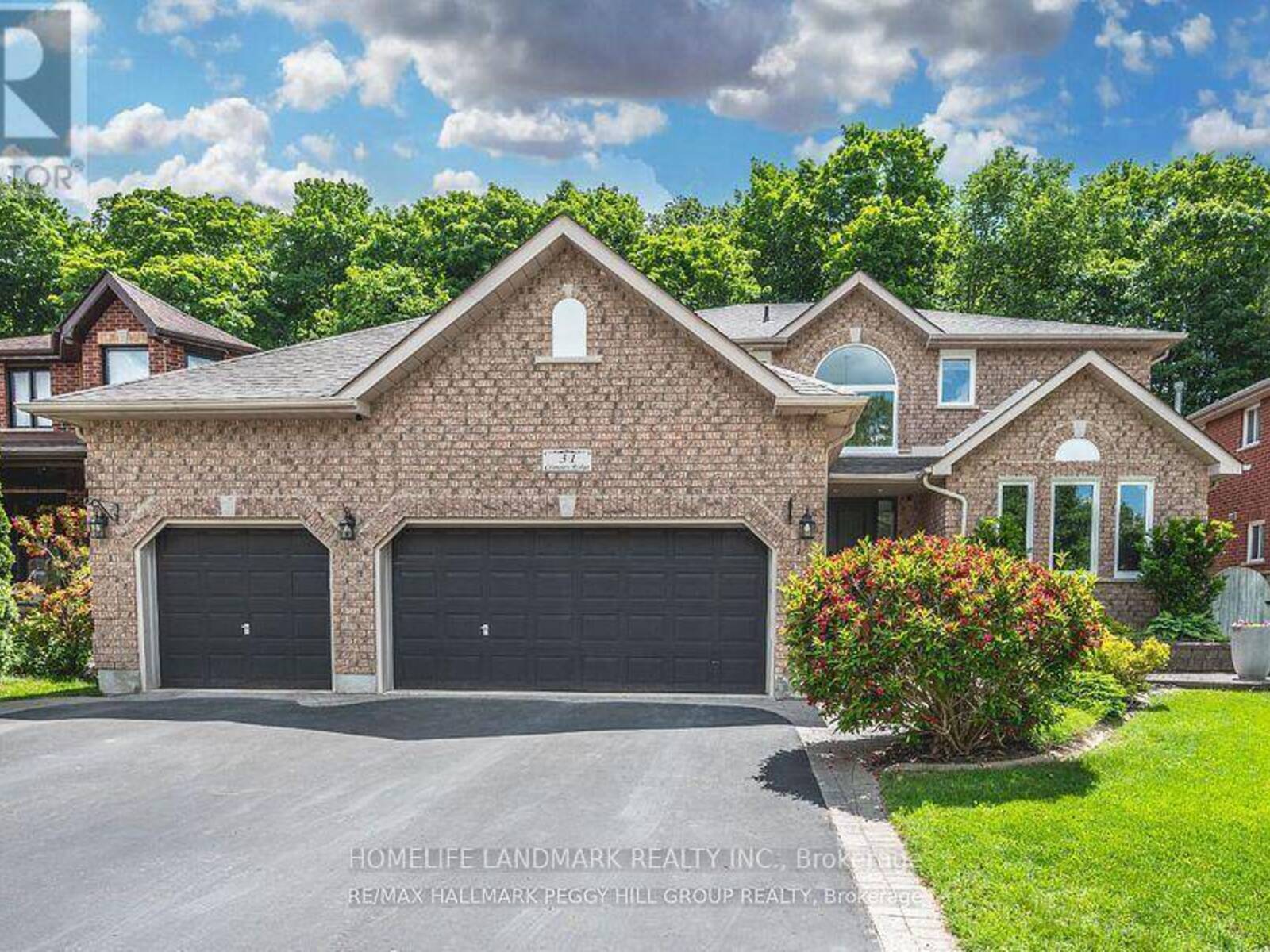 31 CRIMSON RIDGE ROAD, Barrie, Ontario L4N 9R8