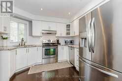 7 CLIPSTONE COURT | Brampton Ontario | Slide Image Sixteen