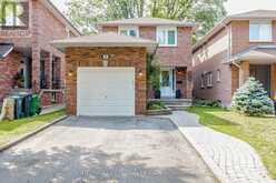7 CLIPSTONE COURT | Brampton Ontario | Slide Image Four