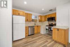 17 BARLOW ROAD E | Toronto Ontario | Slide Image Nine