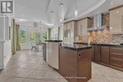 35 VANDERVOORT DRIVE | Richmond Hill Ontario | Slide Image Fifteen