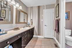 35 VANDERVOORT DRIVE | Richmond Hill Ontario | Slide Image Nineteen