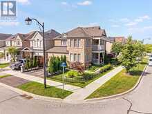 183 AISHFORD ROAD | Bradford West Gwillimbury Ontario | Slide Image Two