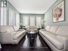 183 AISHFORD ROAD | Bradford West Gwillimbury Ontario | Slide Image Eight