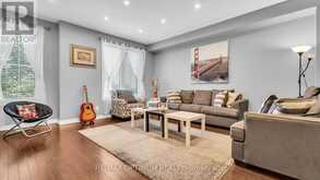 151 CEDAR LAKE CRESCENT | Brampton Ontario | Slide Image Fifteen